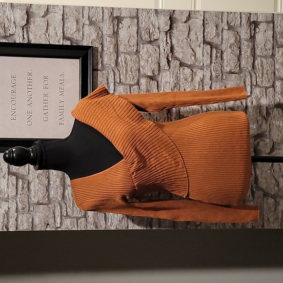 NWOT, Chestnut knit crossover sweater in a sz. 1 (14-16) by FTF. - Picture 1 of 4